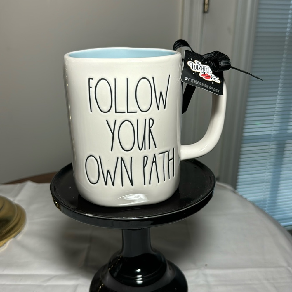 Rae Dunn Follow your own path- Wizard of Oz coffee/tea mug